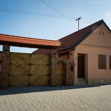 Apartamento Kuca Za Odmor Poppke Fericanci Exterior foto