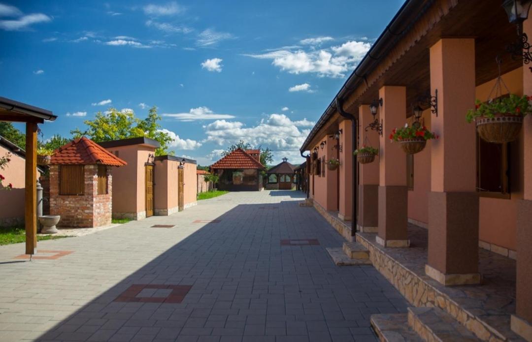 Apartamento Kuca Za Odmor Poppke Fericanci Exterior foto