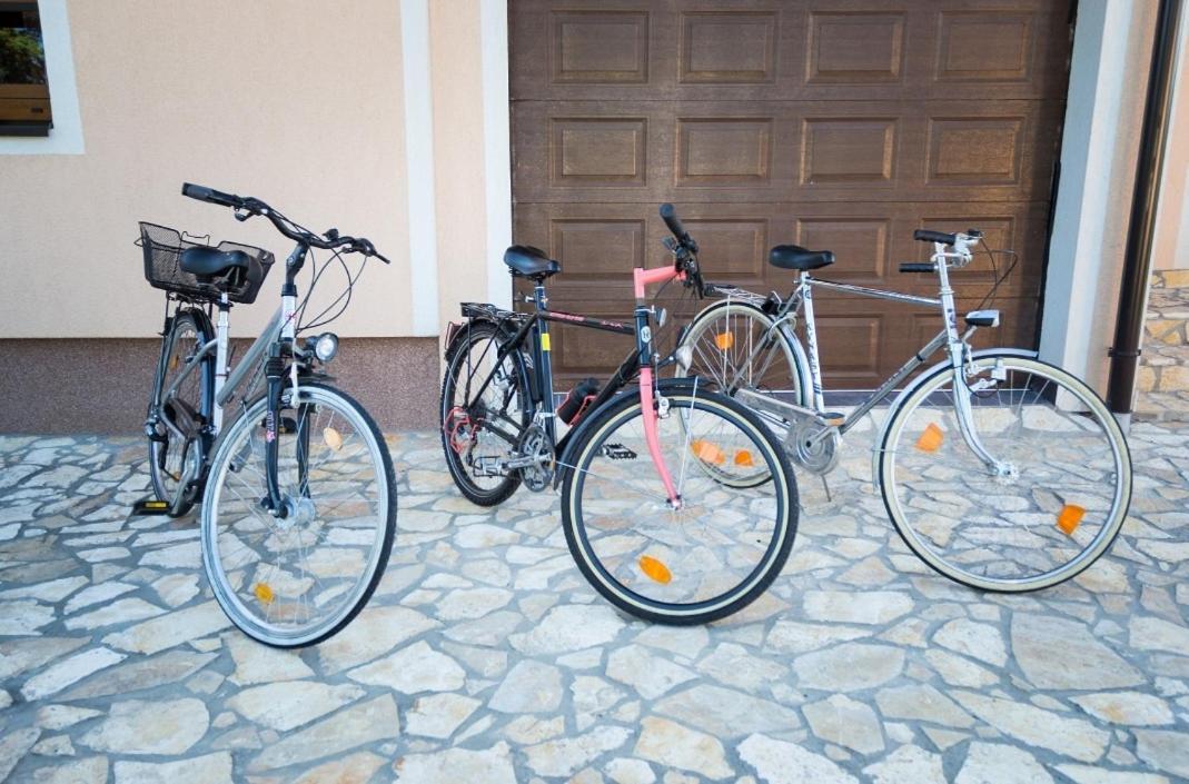 Apartamento Kuca Za Odmor Poppke Fericanci Exterior foto