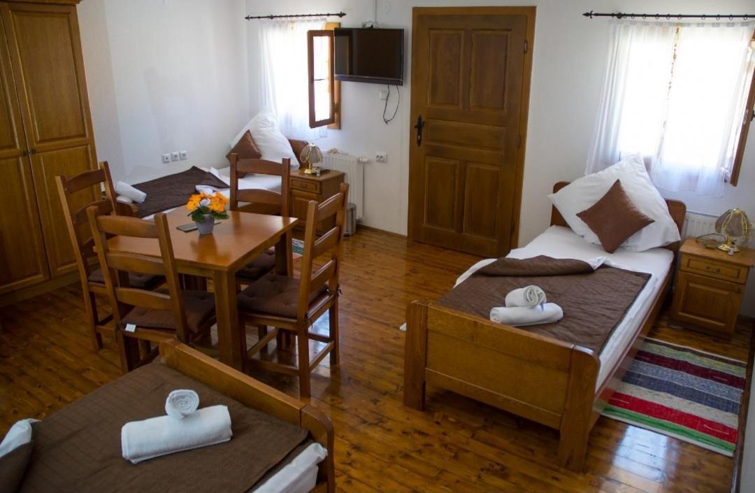 Apartamento Kuca Za Odmor Poppke Fericanci Exterior foto